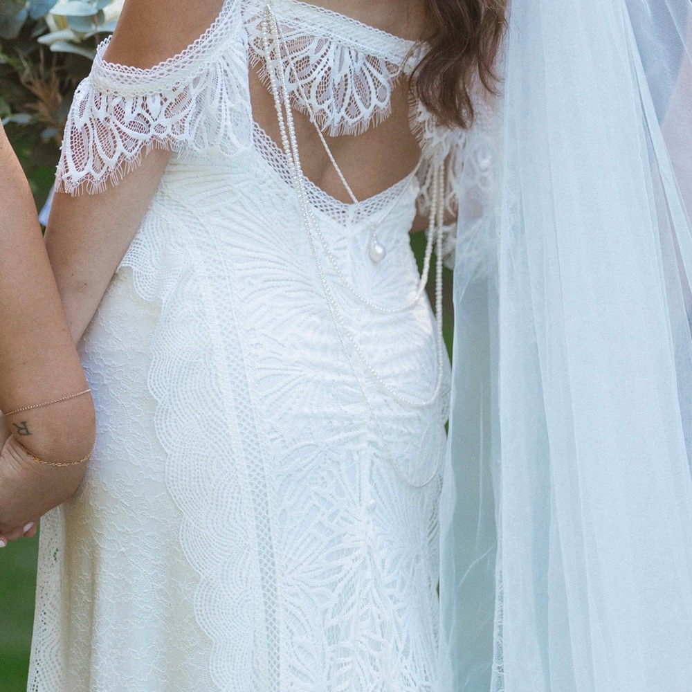 Grace Loves Lace White Wedding Dress - Picture 4 of 8